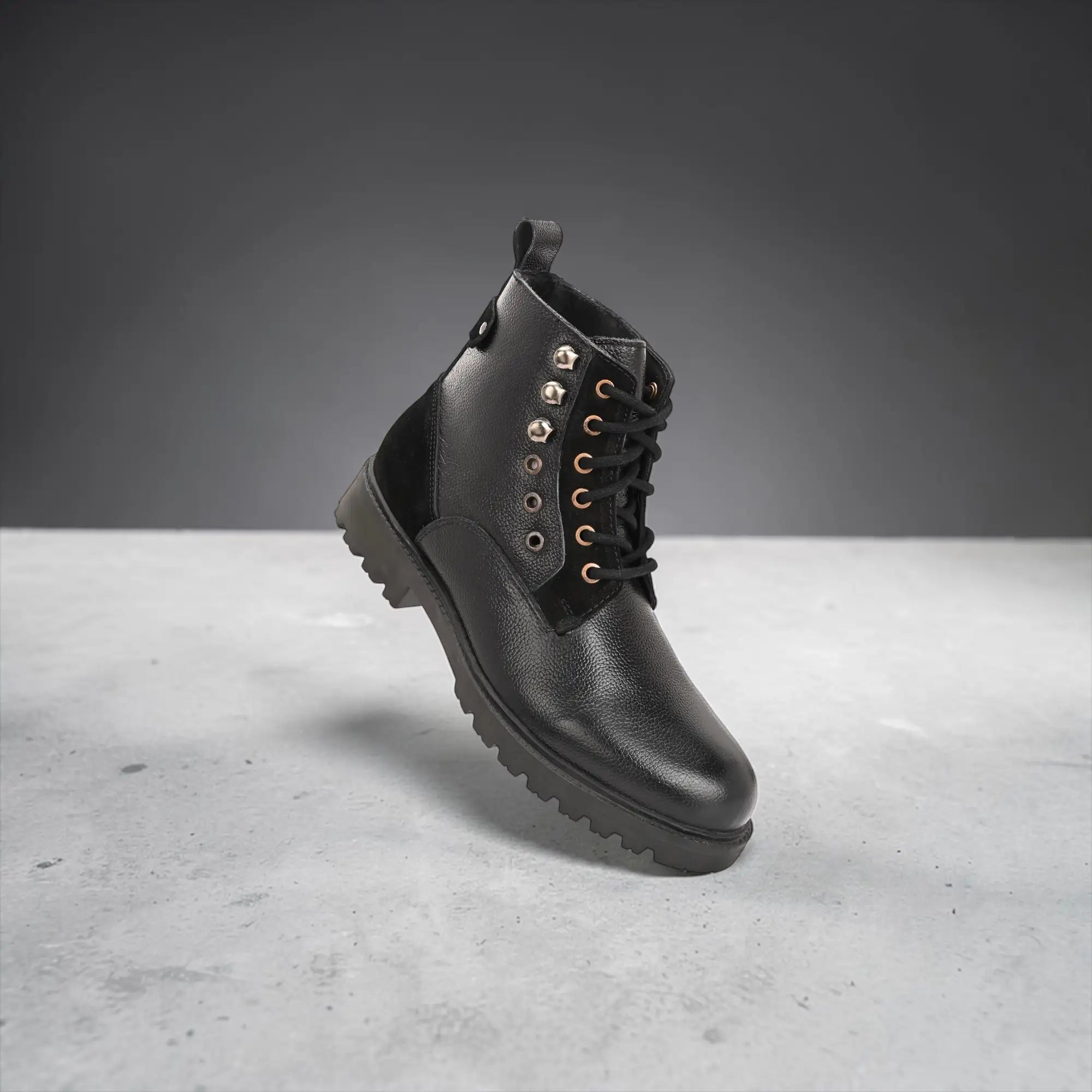 Vanguard black